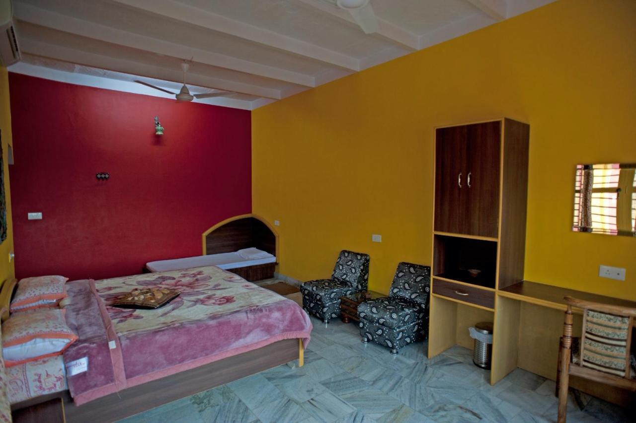 Ganpati Guest House Varanasi Exterior photo