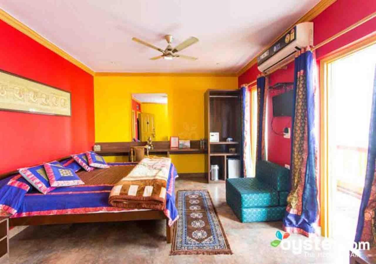 Ganpati Guest House Varanasi Exterior photo