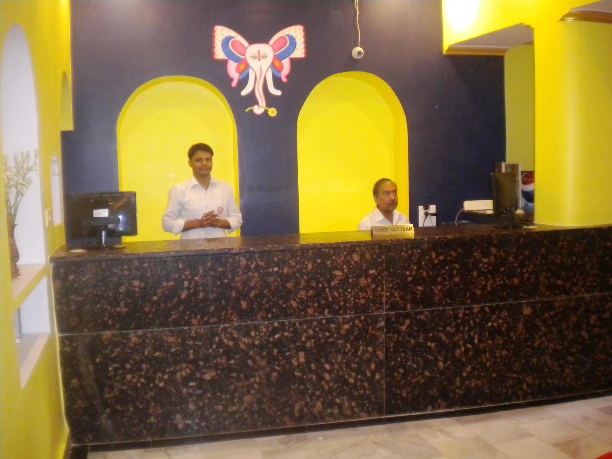 Ganpati Guest House Varanasi Exterior photo